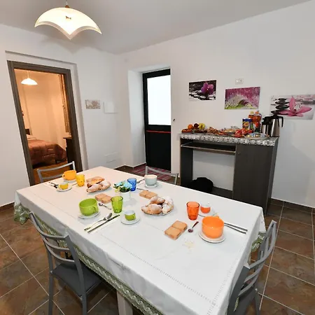 Di Gabriele Filomena 4* 크로토네