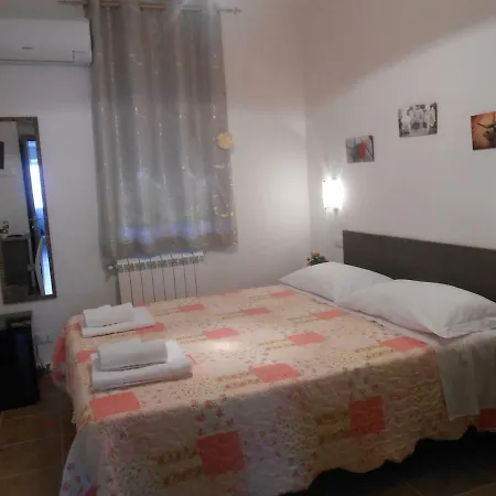 B&B Di Gabriele Filomena 크로토네