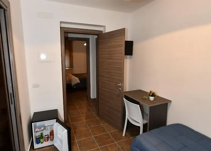 Di Gabriele Filomena 克罗托内