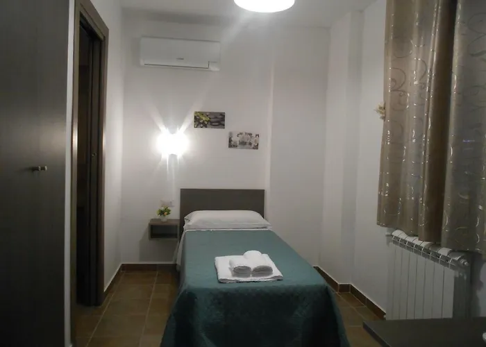 Di Gabriele Filomena 克罗托内